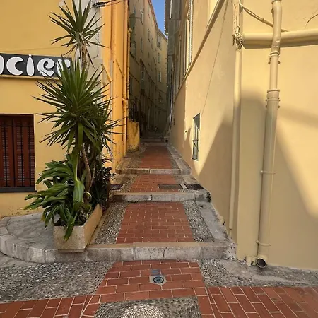 Cozy In Old Town 4th Floor Without Lift - Near Parking * Menton