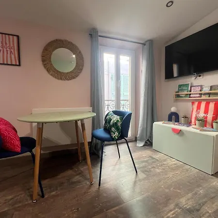 Cozy In Old Town 4th Floor Without Lift - Near Parking Apartment *
